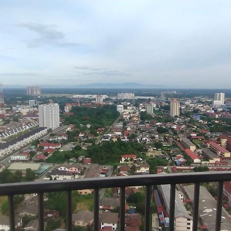 Cmk Apartmen Mutiara Tower 3 Bedroom Kota Bharu#Netflix Exteriér fotografie