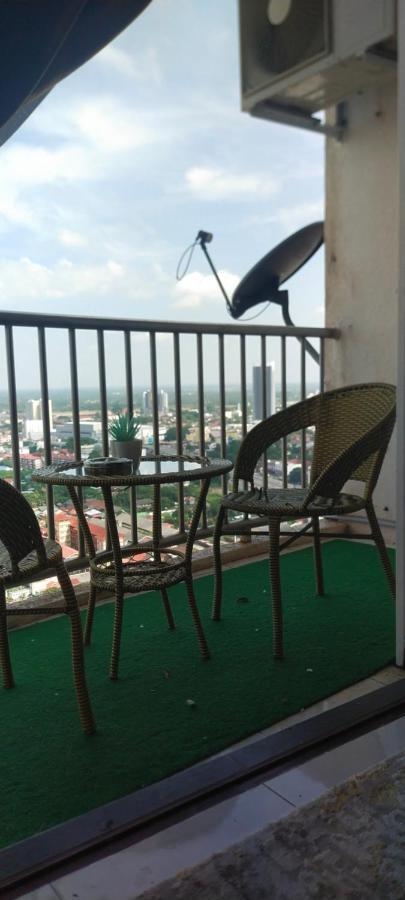 Cmk Apartmen Mutiara Tower 3 Bedroom Kota Bharu#Netflix Exteriér fotografie